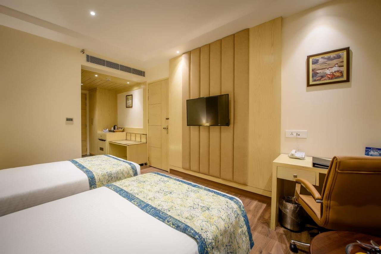 Best Western Kapurthala Town Exteriör bild