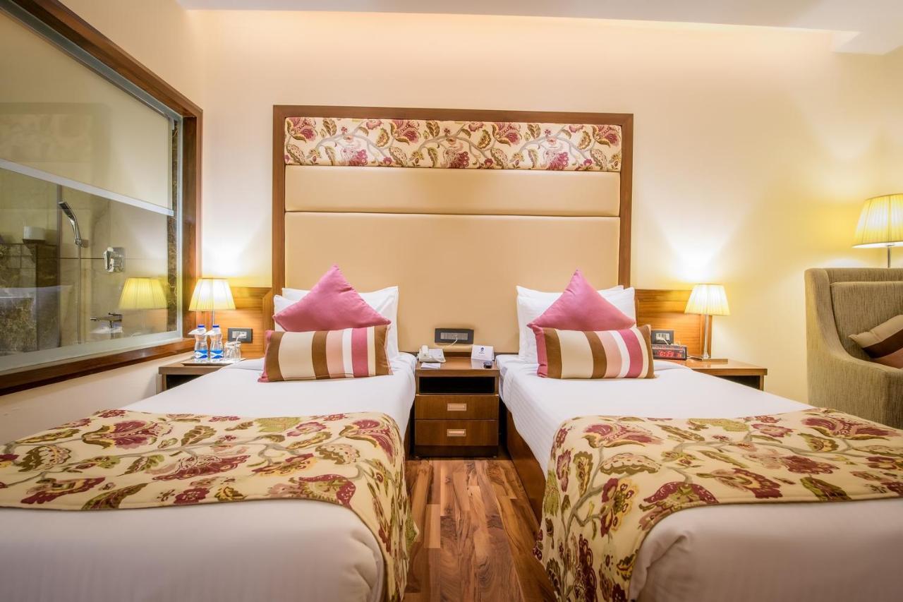 Best Western Kapurthala Town Exteriör bild