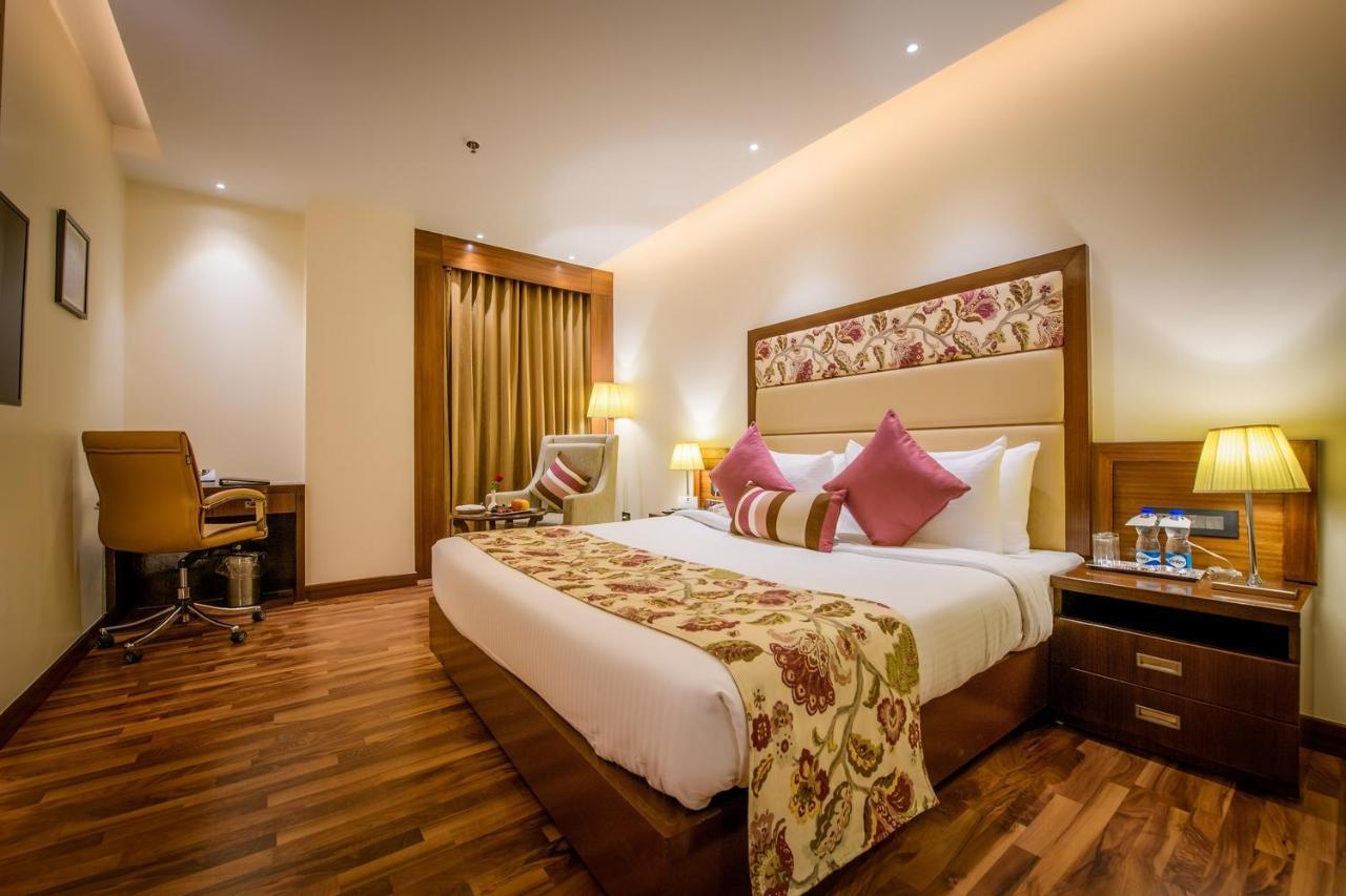 Best Western Kapurthala Town Exteriör bild